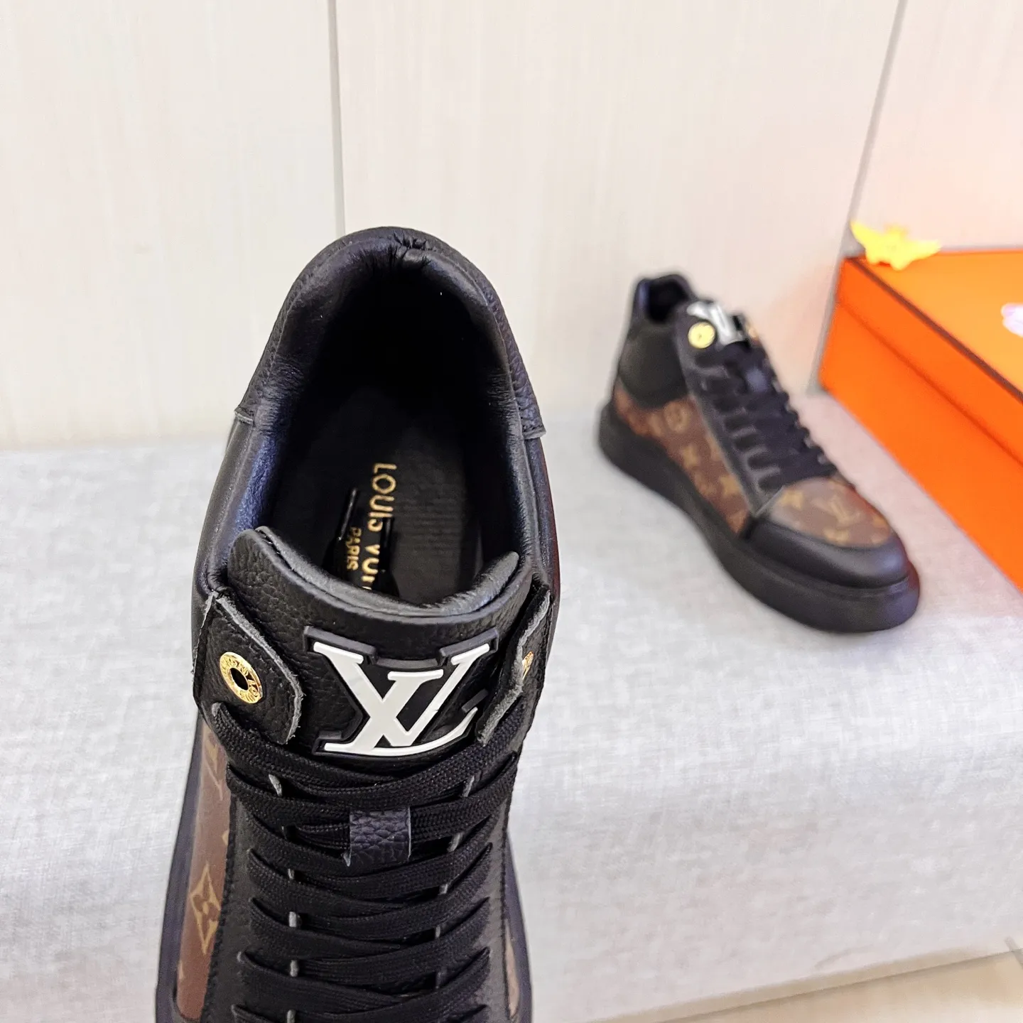Men's Men's Shoes Men's Shoes 💰 460 Men's Men's Shoes 💰 [ LV ] 🔥 Louis Vuitton Men's high-end brand official website 1:1 latest masterpiece: the upper is made of Italian imported first-layer cowhide with a comfortable and breathable lining ➕ Made of the original non-slip and wear-resistant outsole 🔥, making walking more convenient and comfortable! An exclusive new model, a stunning work, a beautiful 1:1 replica [color] compared to the official quality! Create a fashionable personality to set off your uniqueness! A must-have for trendy men! Classic 🔥Size: 38-44 Color: 🔥 2⃣️colors available🔥.